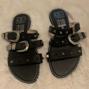 New without tags size 8 western Everglades Black Studded Sandals